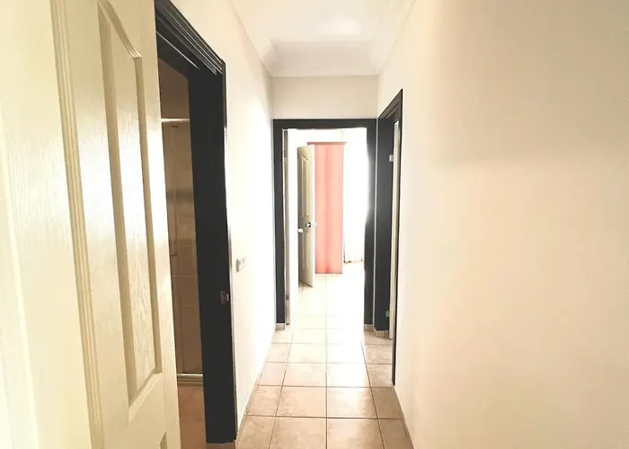 Sunset Apartment *